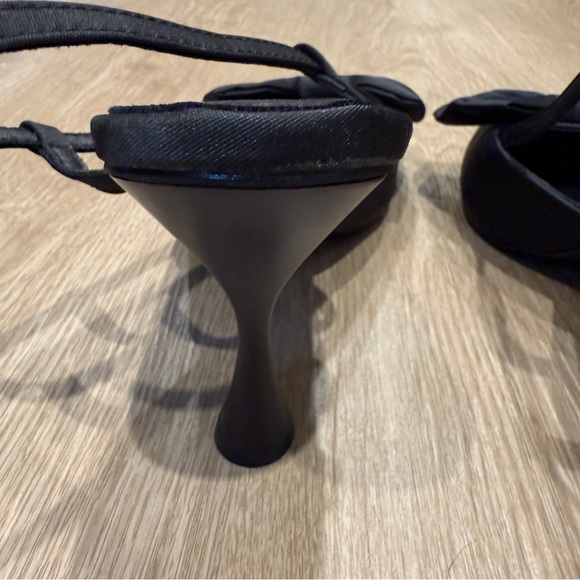 Chase + Chloe Black Pointed Slingback Heels with Bow - Picture 10 of 13